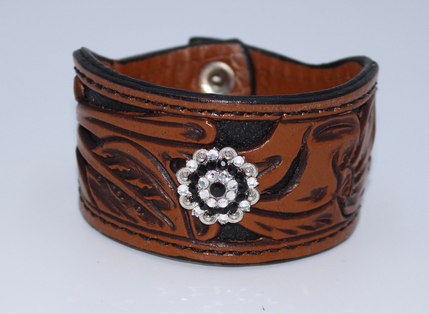 DESIGNER Western Carved Bracelet